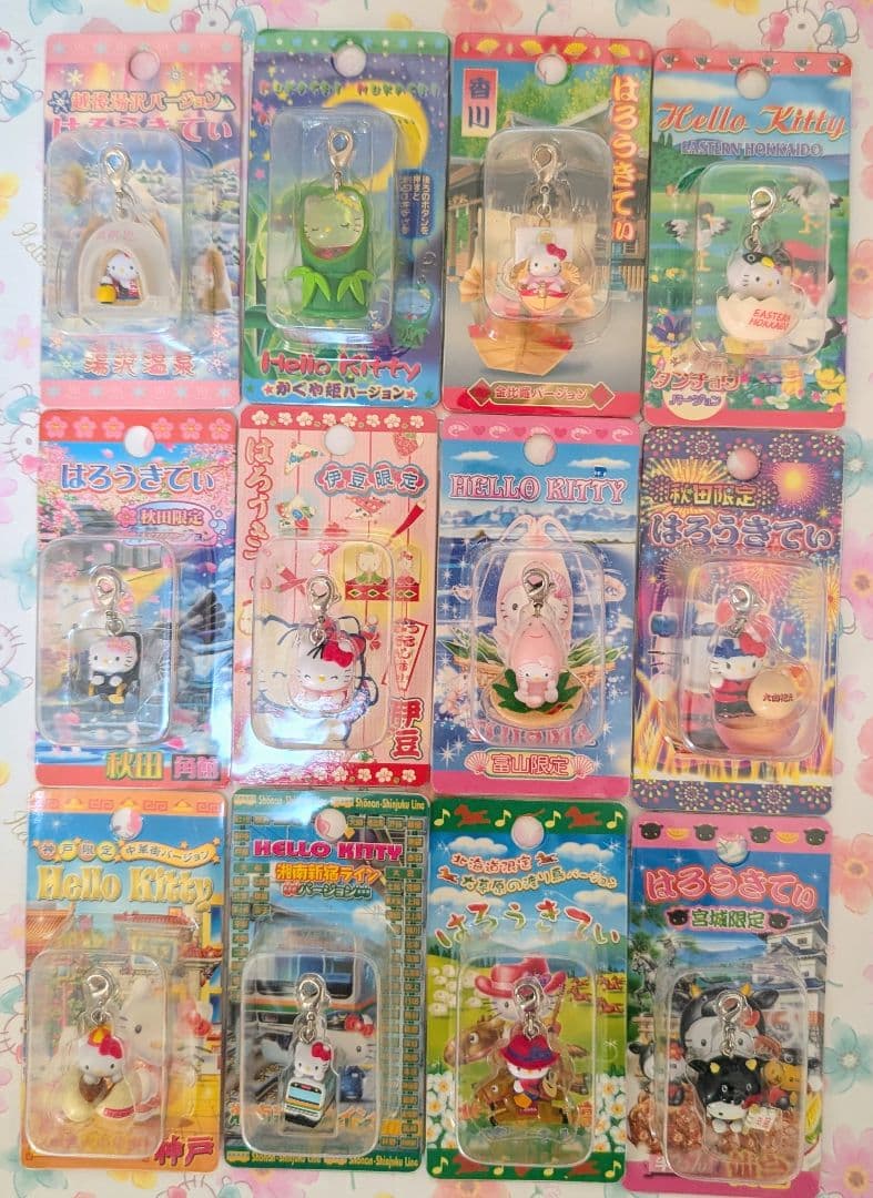 ハローキティ　ご当地キティ　ストラップ　105個おまとめ（ロリータ他）