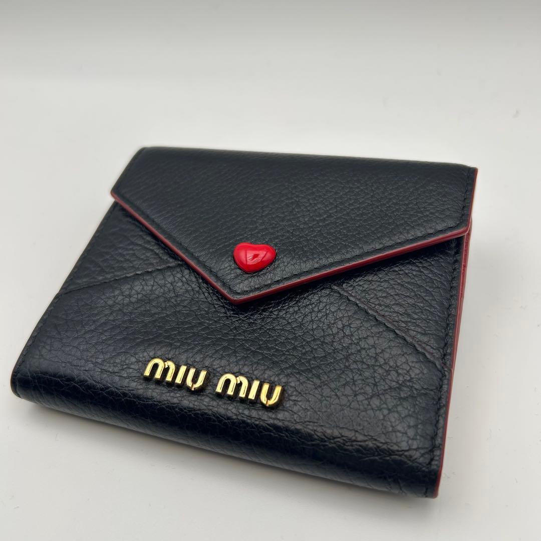 ミュウミュウ　ラブレター　財布　マドラス　コンパクトウォレット　マリーヌルージュ