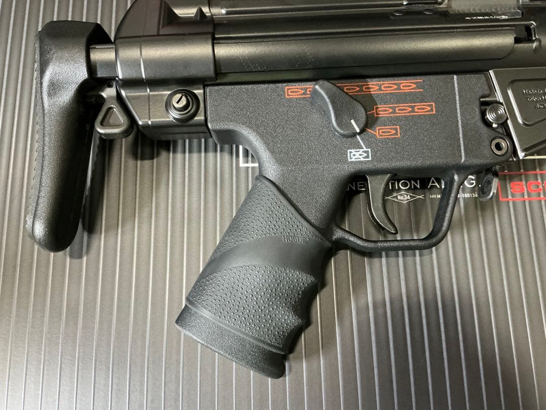 東京マルイ　次世代電動ガン　mp5sd6