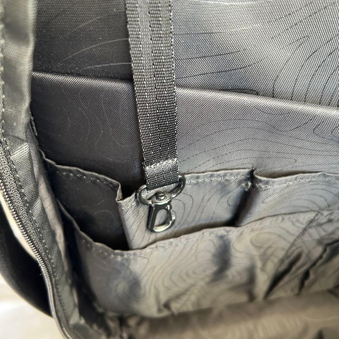 インケース Incase Convertible Brief リュック 2way