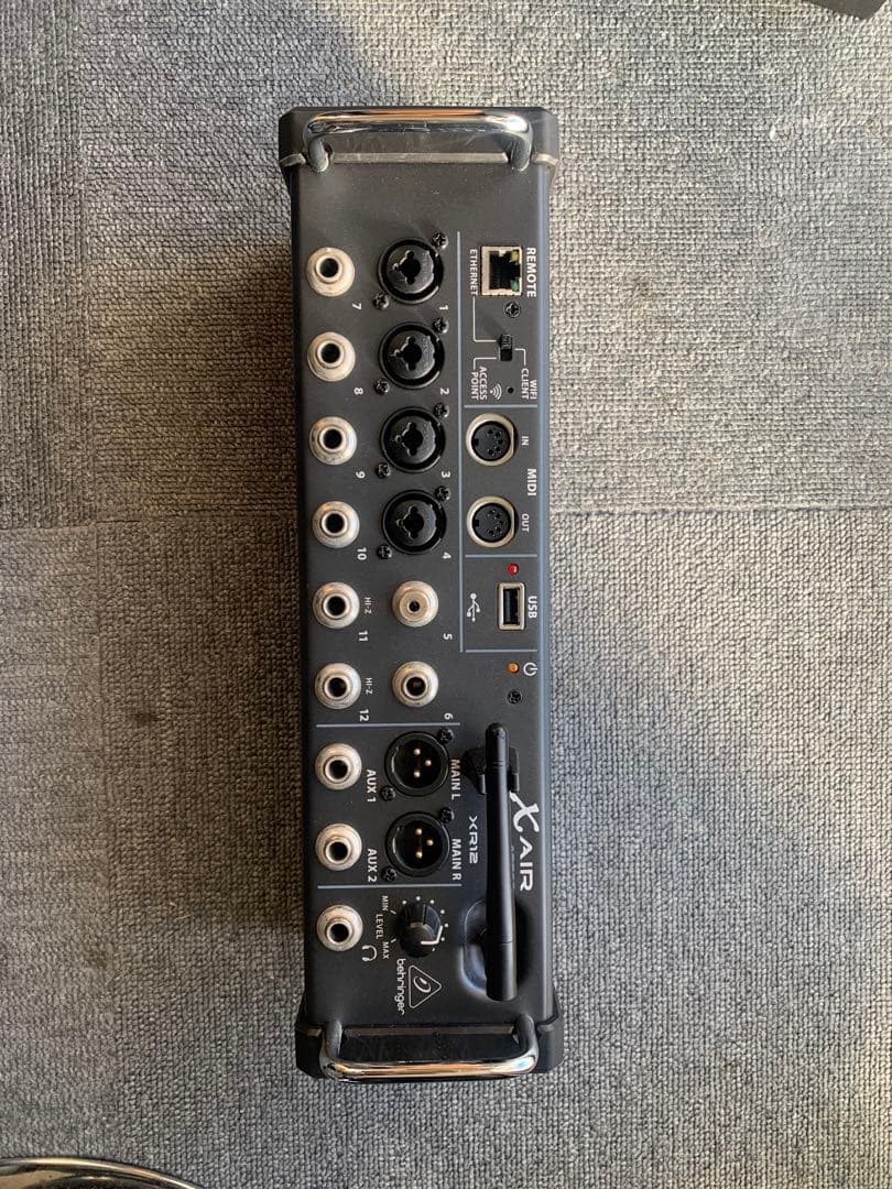 Behringer X AIR XR12デジタルミキサー