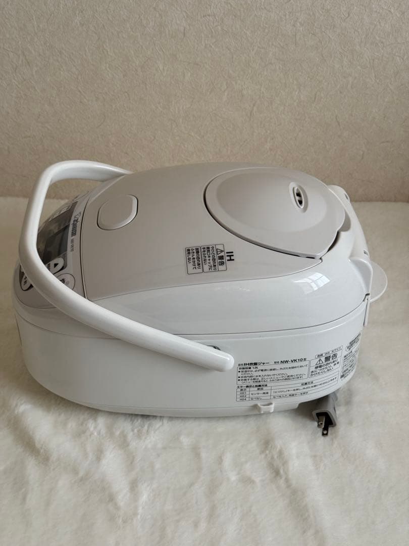 象印 NW-VK10 新製品 IH 炊飯ジャー 炊飯器 5.5合 美品 3年保証