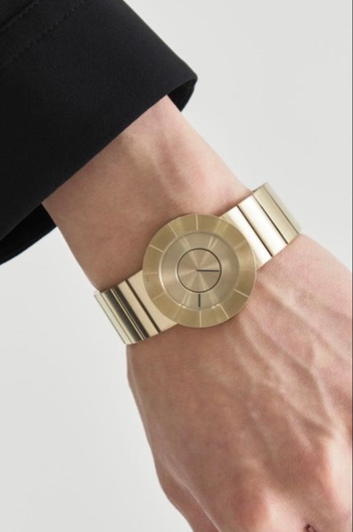 【ISSEY MIYAKEイッセイミヤケ】希少 TO ゴールド　腕時計　電池切れ