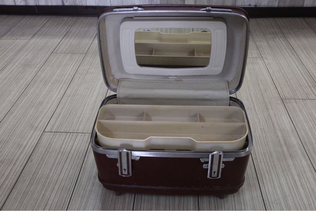 アメリカン　ヴィンテージ　家具　ツールボックス　メイクボックス　ブラウン