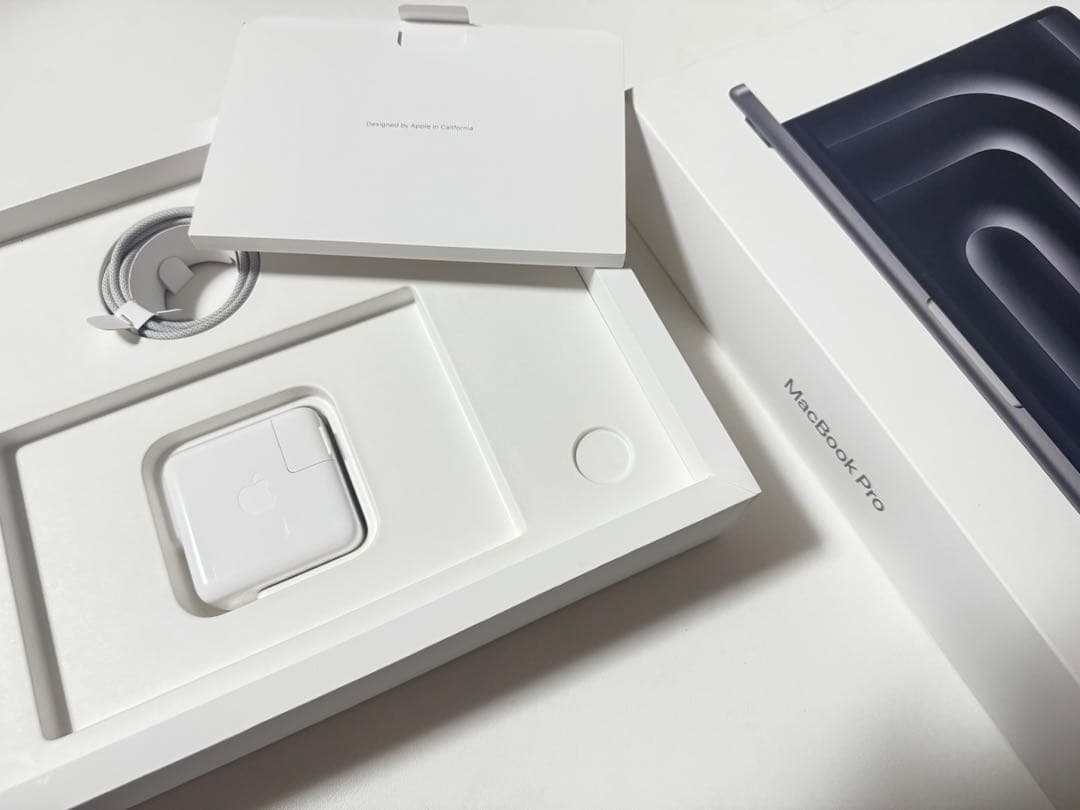 MacBook Pro M3 14インチ
