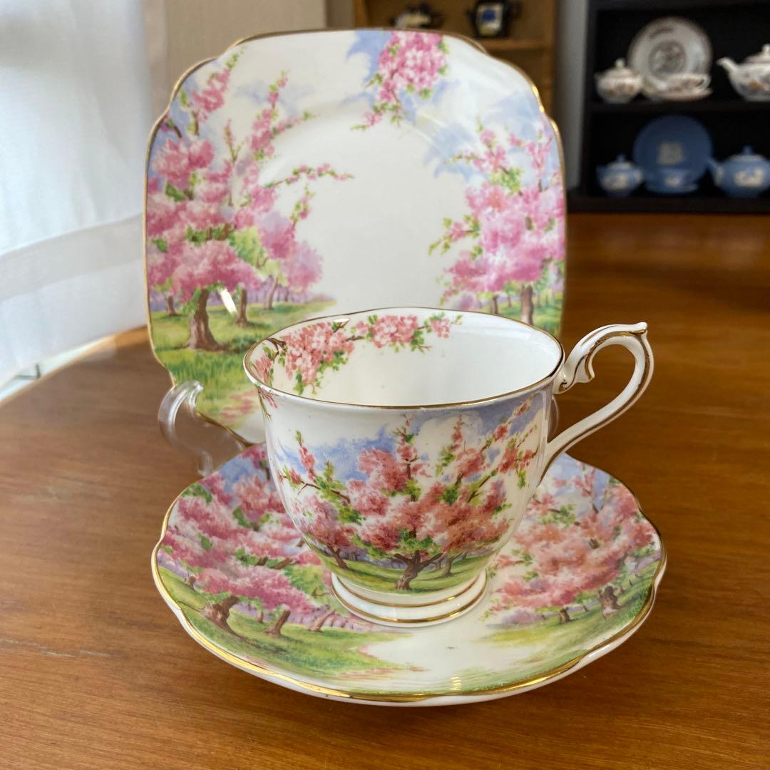 【特価ラスト1点】ロイヤルアルバート　ブロッサムタイム　カップ　ソーサー　トリオ