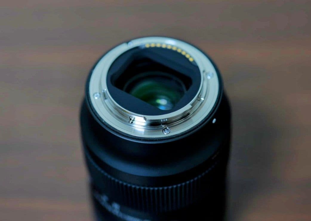 美品　SIGMA 28-70mm F2.8 DG DN ソニーEマウント