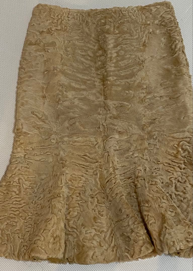 フェラガモ毛皮スカート