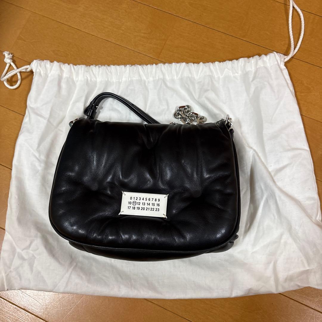 Maison Margiela ブラックレザーショルダーバッグ