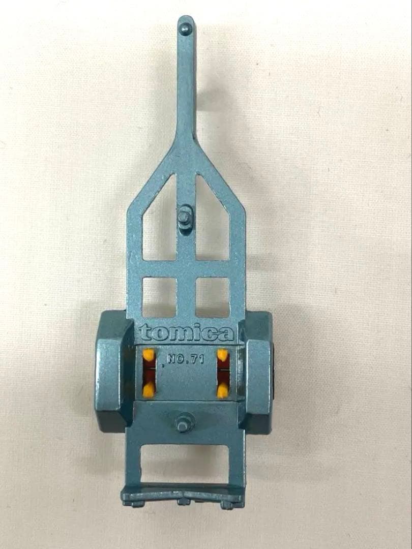 トミカ ヤマハ・ボート 黄色 ホワイトNo.71 黒箱