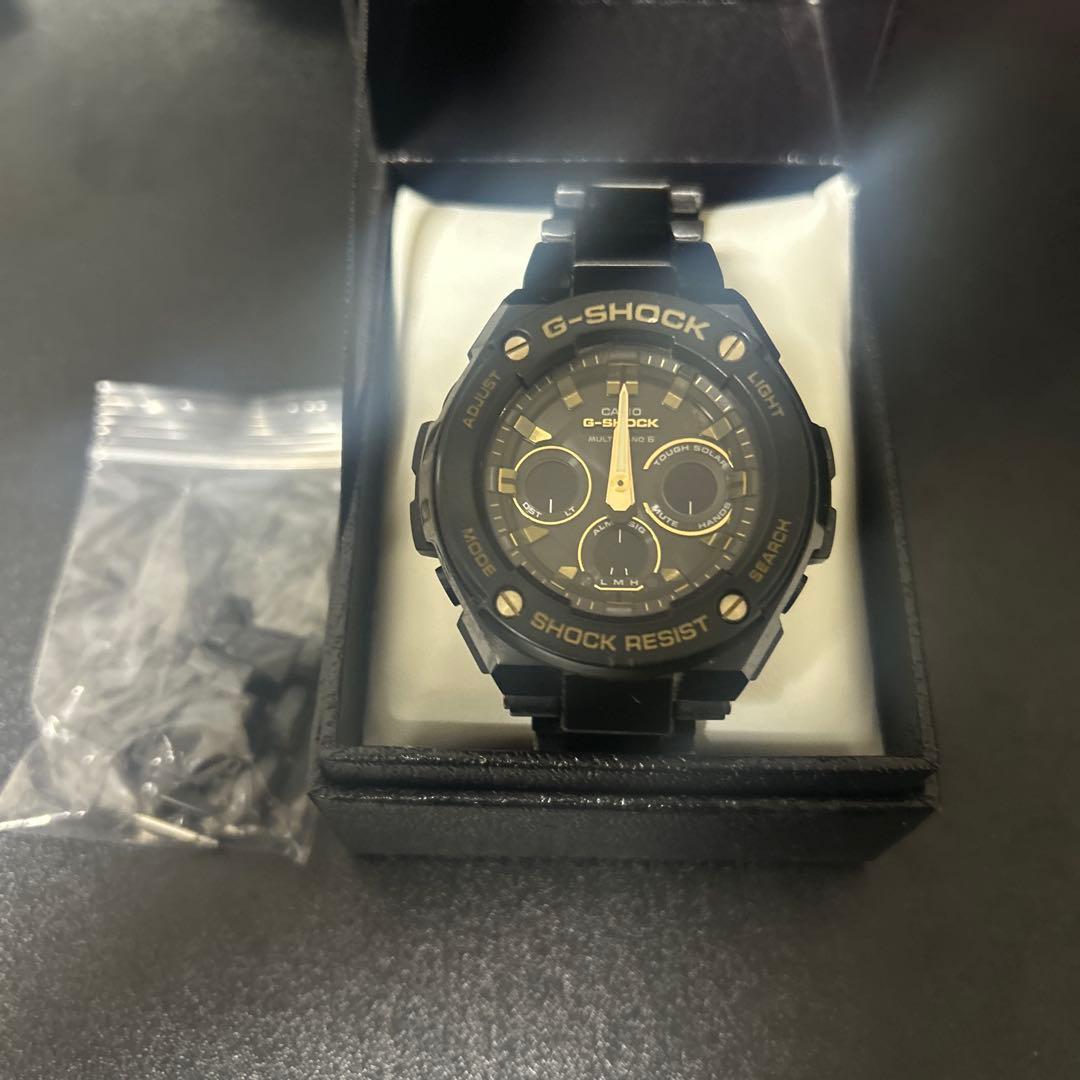 美品 G-SHOCK GST-w300BD 電波ソーラー ブラック メタルバンド