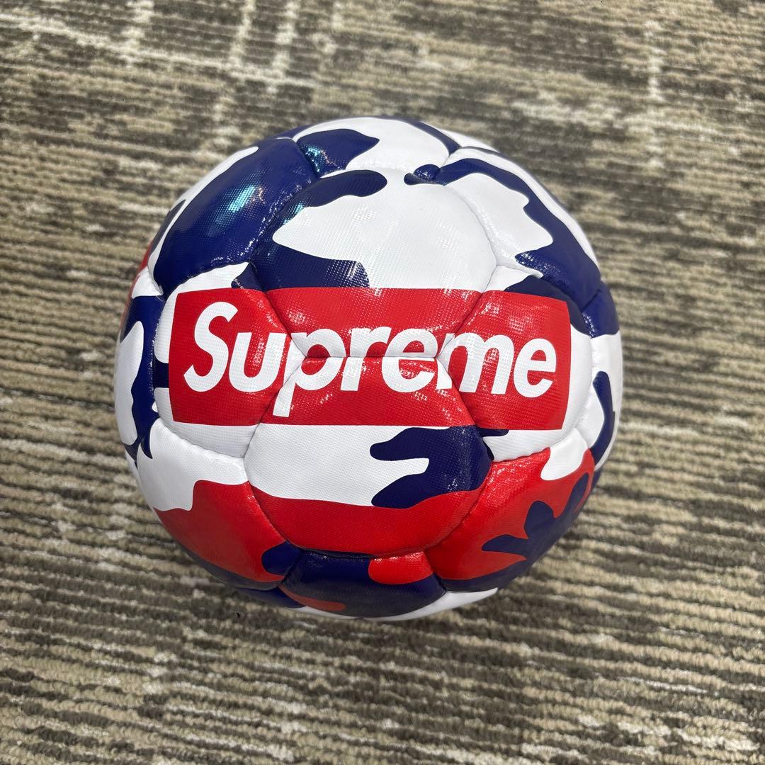 supreme サッカーボール Umbro