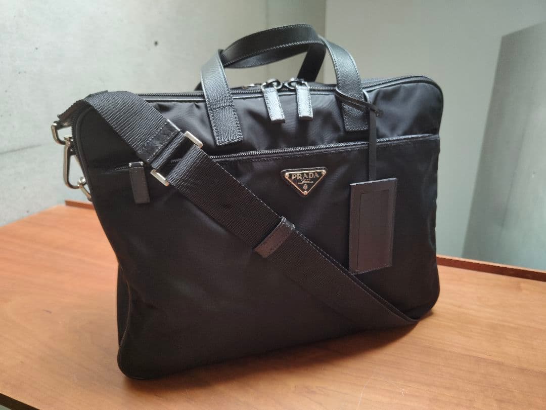 PRADA ブリーフケース ビジネスバッ グナイロン ブラック