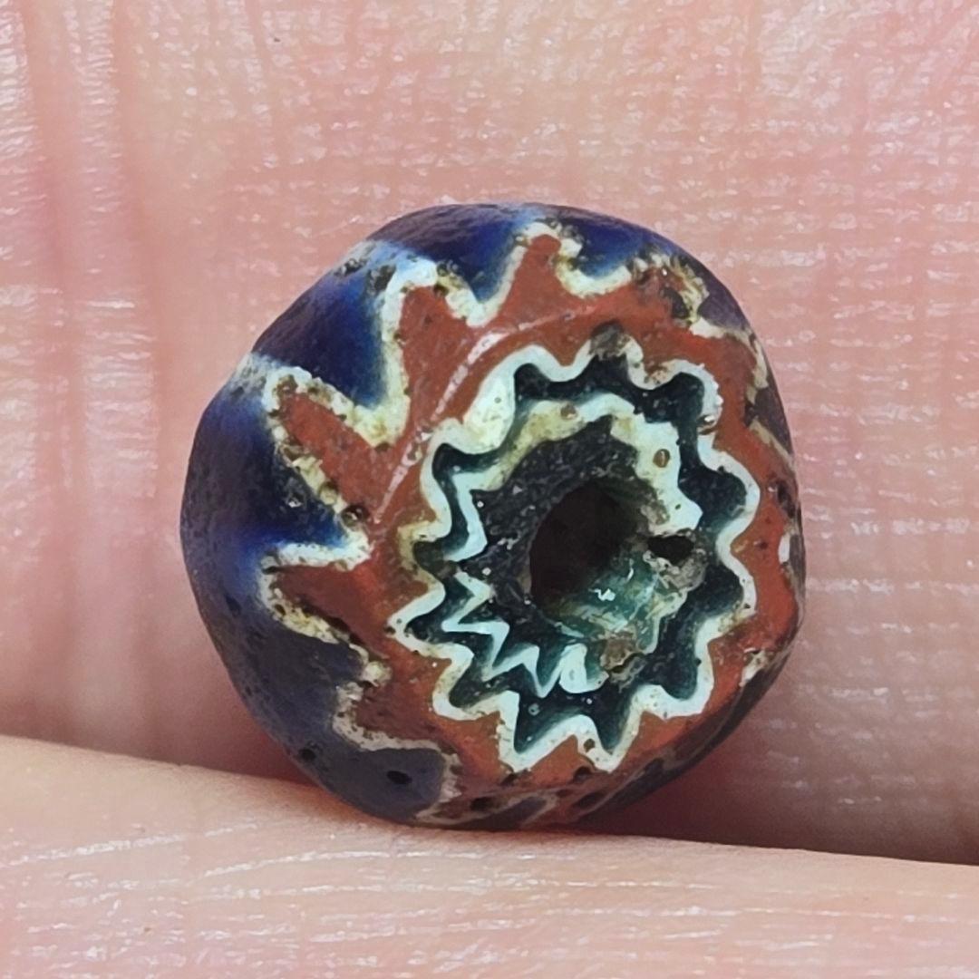 雰囲気抜群　小粒　7層シェブロンビーズ　goro's等のカスタムに　11