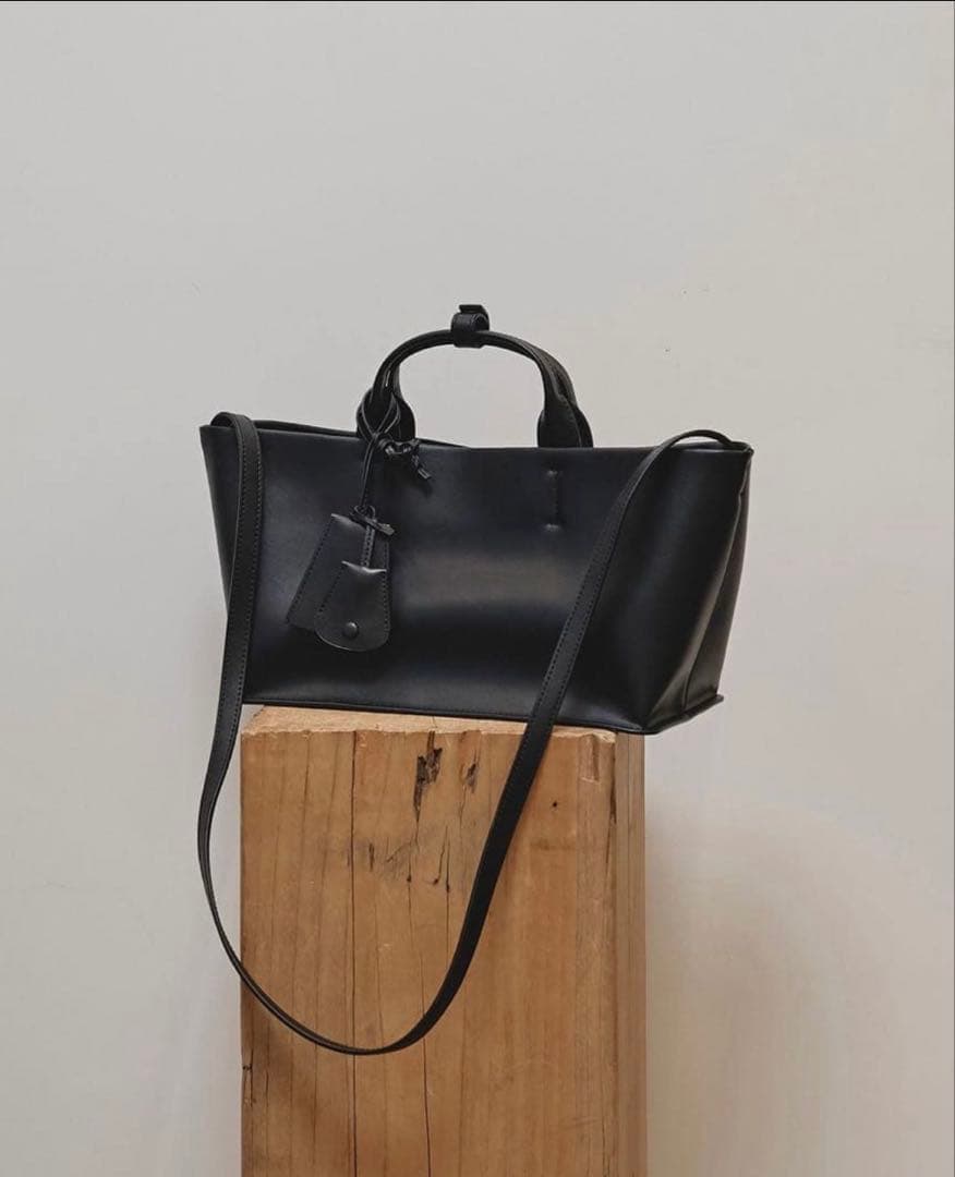 TODAYFUL Useful Leather Bag(M) ブラック