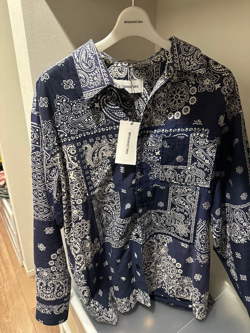 ミヤギヒデタカ バンダナ柄 長袖シャツ ネイビー