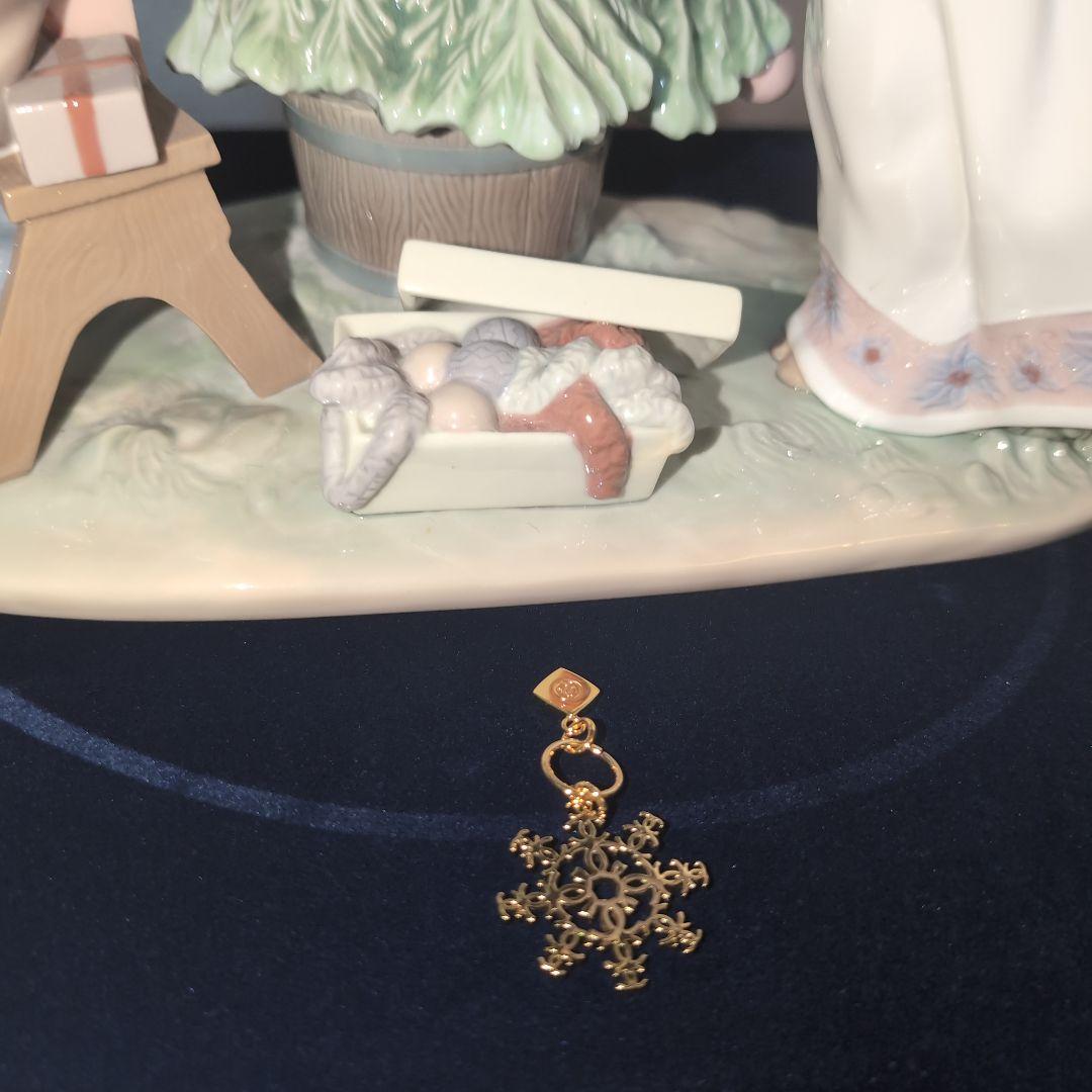 ♥リヤドロ【ツリーを飾ろう！】❤️CHANELノベルティ雪の結晶♥リヤドロベル