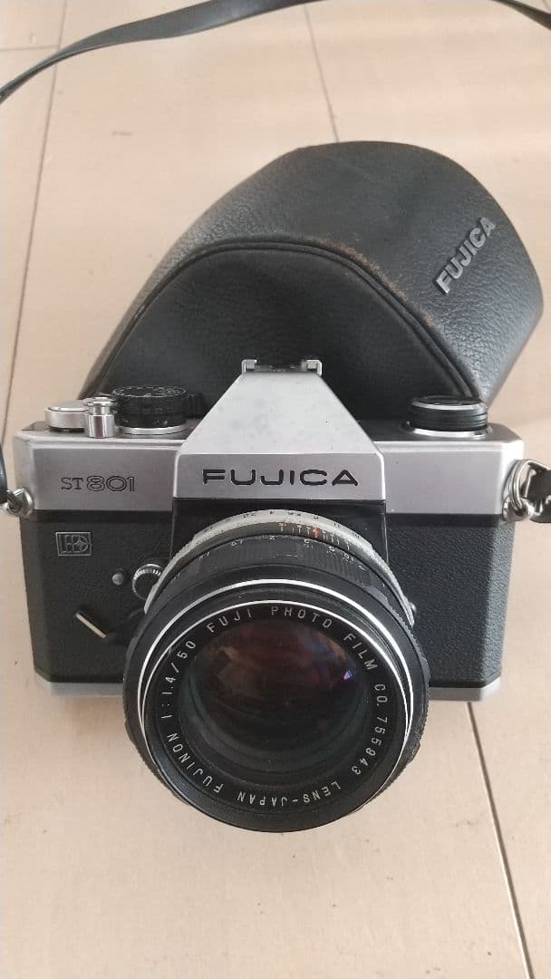 【人気品】 FUJICA ST801 レンズ付き ケース付き ジャンク品