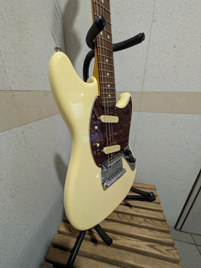 Squier Classic Vibe Mustang フェンダームスタング