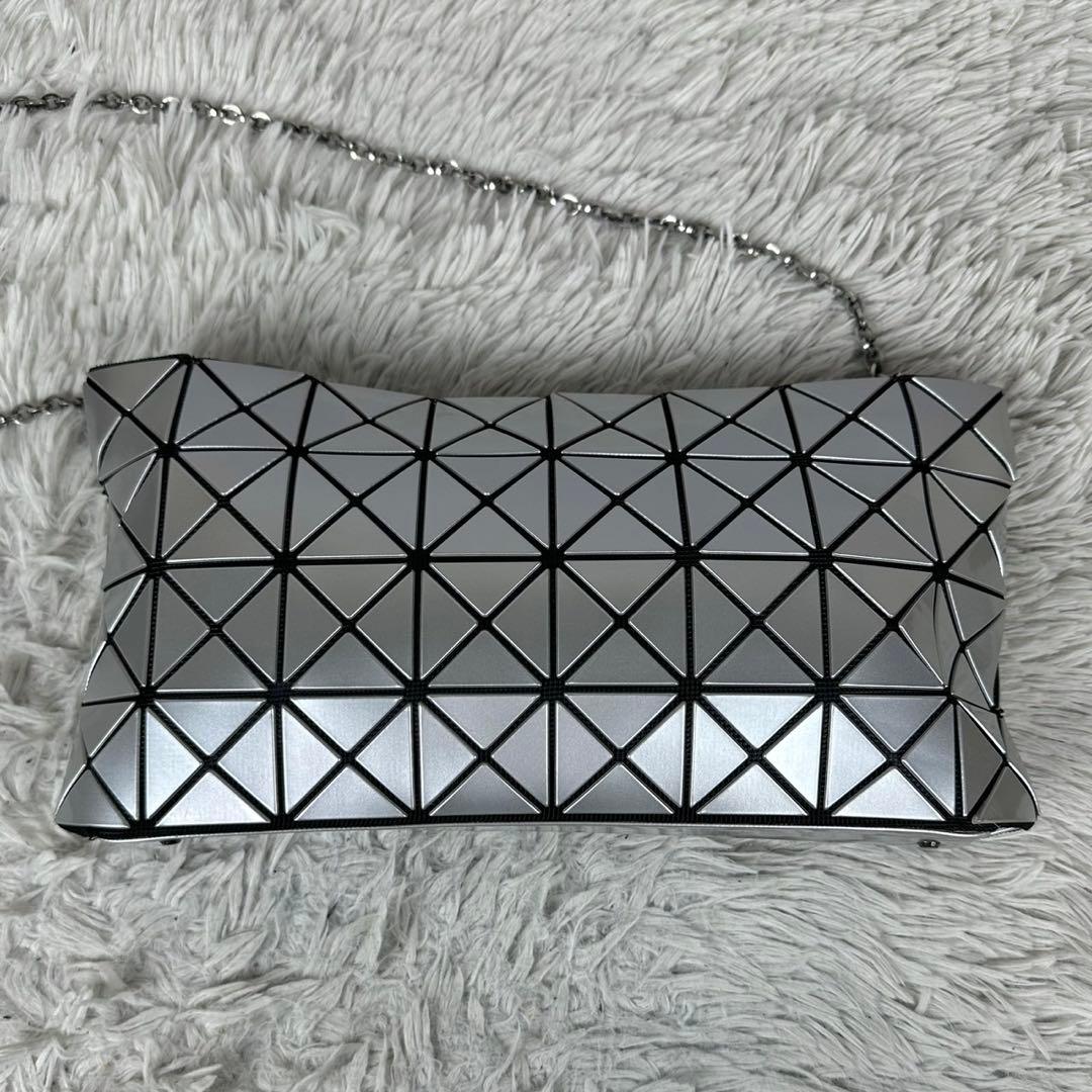 美品 バオバオイッセイミヤケ エナメル ショルダーバッグ ファスナー チェーン