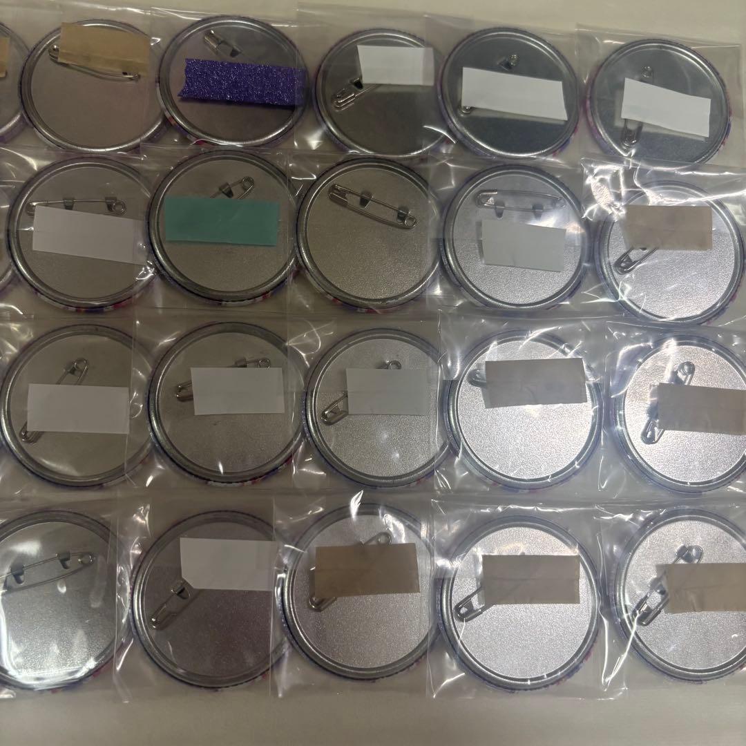 プロセカ グリッター缶バッジ 4B スマドリ 鳳えむ