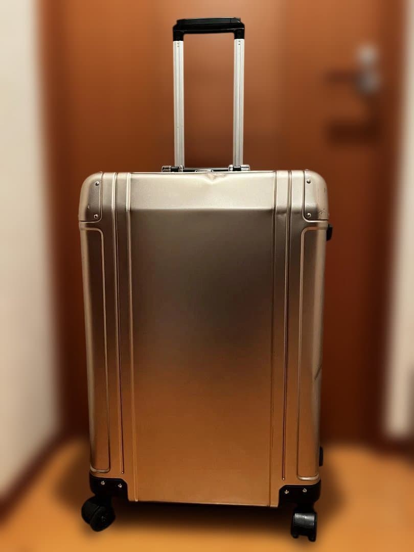 ZERO HALLIBURTON ゴールド アルミキャリーケース 4輪