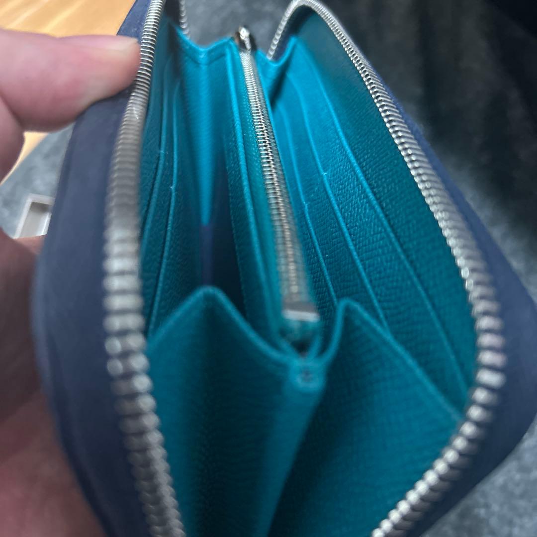 ブルガリ　財布　ラウンドファスナー　ターコイズブルー　箱付き