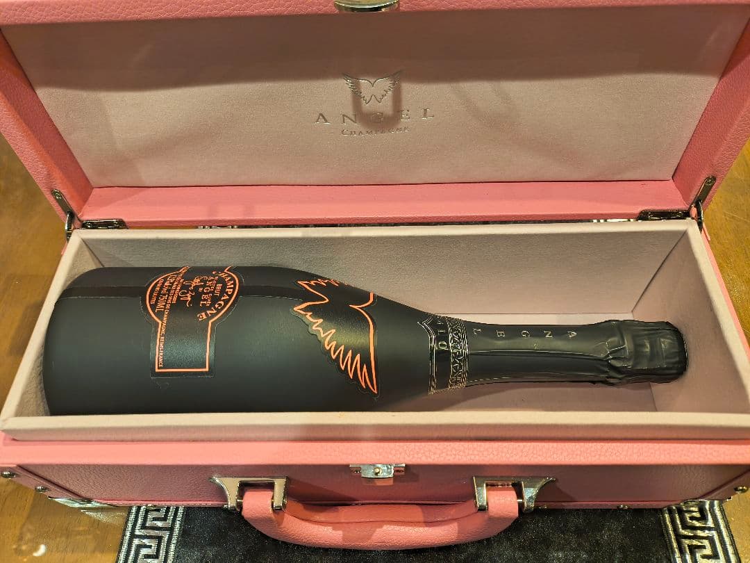 ANGEL シャンパン　ヘイロー　ピンク 750ml 専用ボックス付き