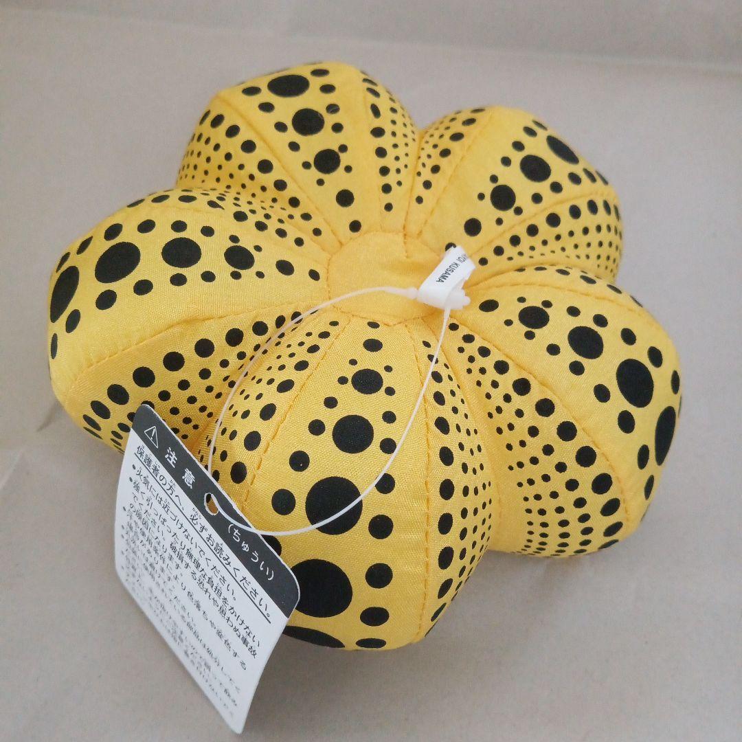 ★週末限定価格★（未使用・2点セット）草間彌生 マスコットキーホルダー