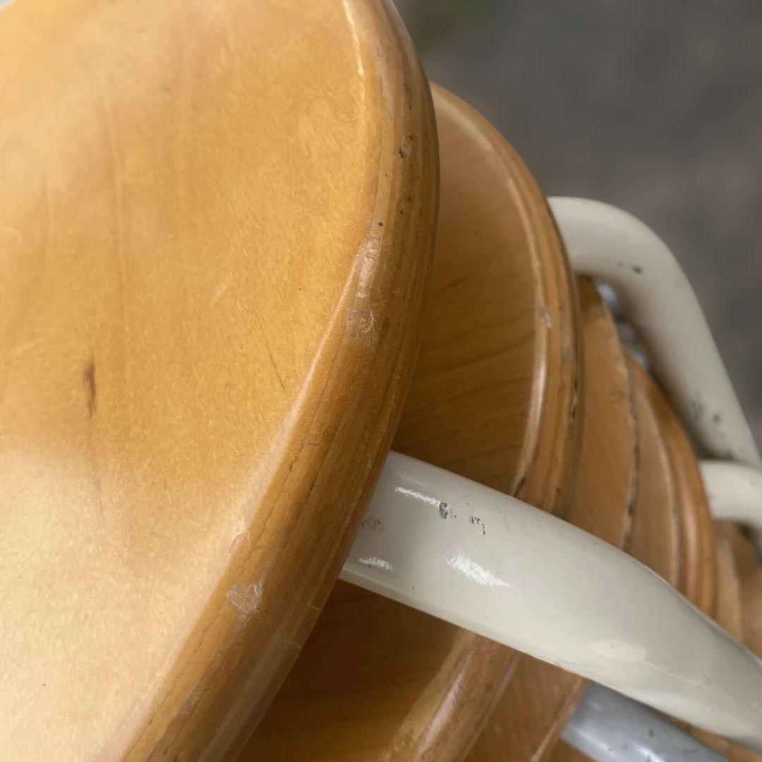 木製座面円形スツール 大量　まとめ　スタッキング可能　丸椅子　スチール　シンプル