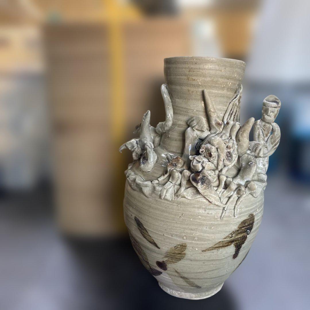 中国美術　骨董品　人物壺　貴重　箱付き