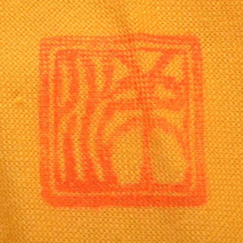 九谷焼　椿窯　吉田洋子作　黒釉金彩　花器　共布共箱　M　R6948B