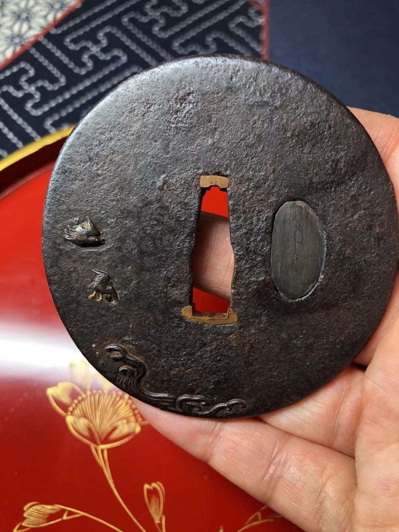 刀剣美術 日本刀鍔 銀象嵌金銀象嵌鍔　鉄地金銀象嵌容彫片切彫