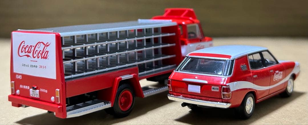 トミカリミテッドヴィンテージ コカコーラ 2台セット