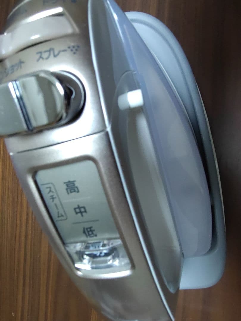 HITACHI コードレススチームアイロン