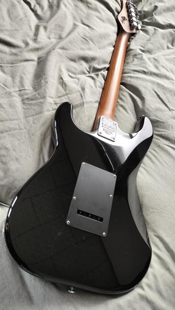 ギター SCHECTER Nick Johnston Traditional HSS