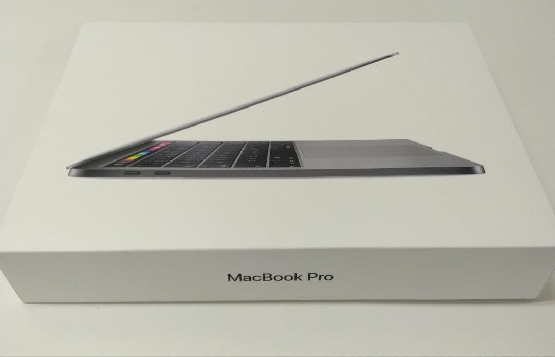 MacBookPRO　13,3inch　マックブックプロ　MR9Q2J/A　本体