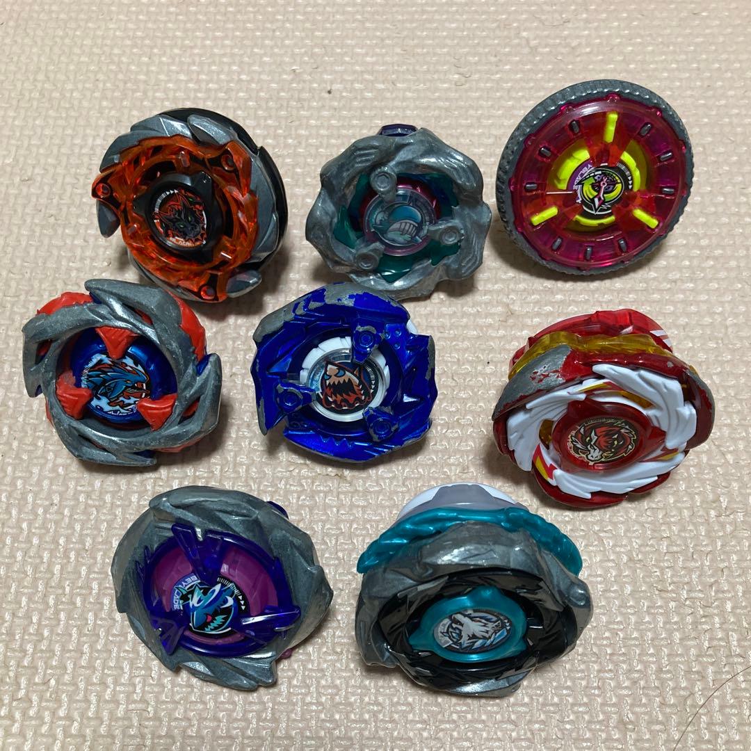 ベイブレードx8個セット