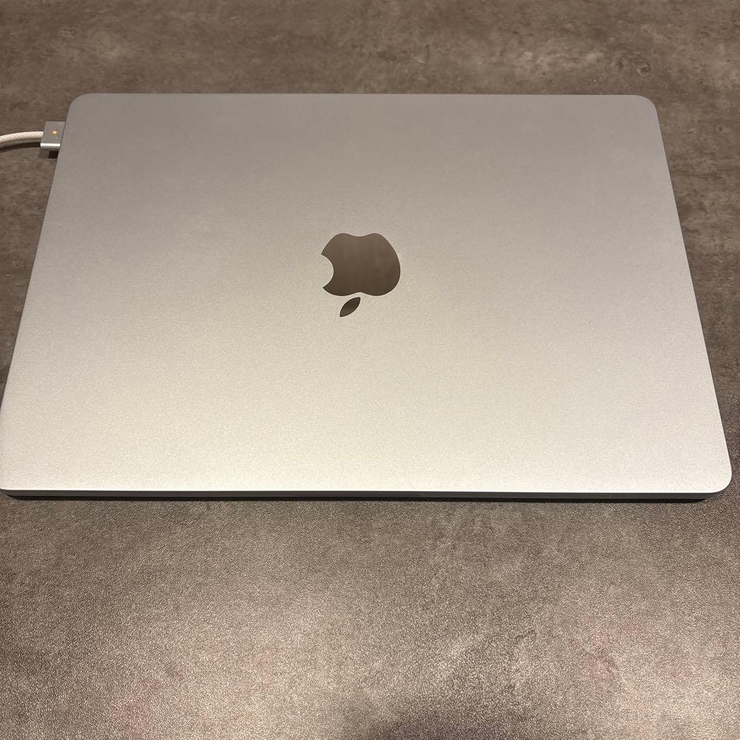 MacBook Air 13インチ　スカイブルー