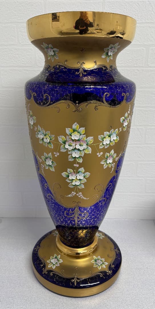 ベネチアングラス　置物、壺