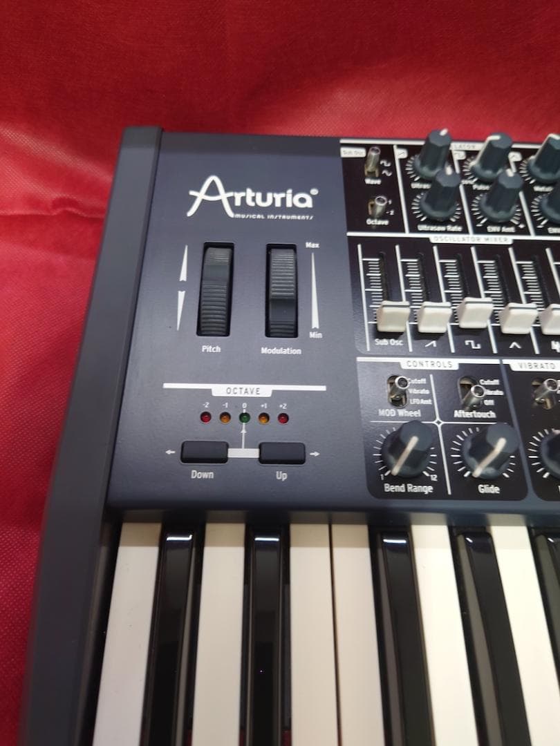 Arturia MiniBrute 25鍵 アナログシンセサイザー