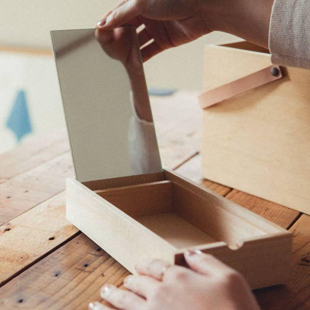 北欧暮らしの道具店　道具も暮らしも整うメイクボックス