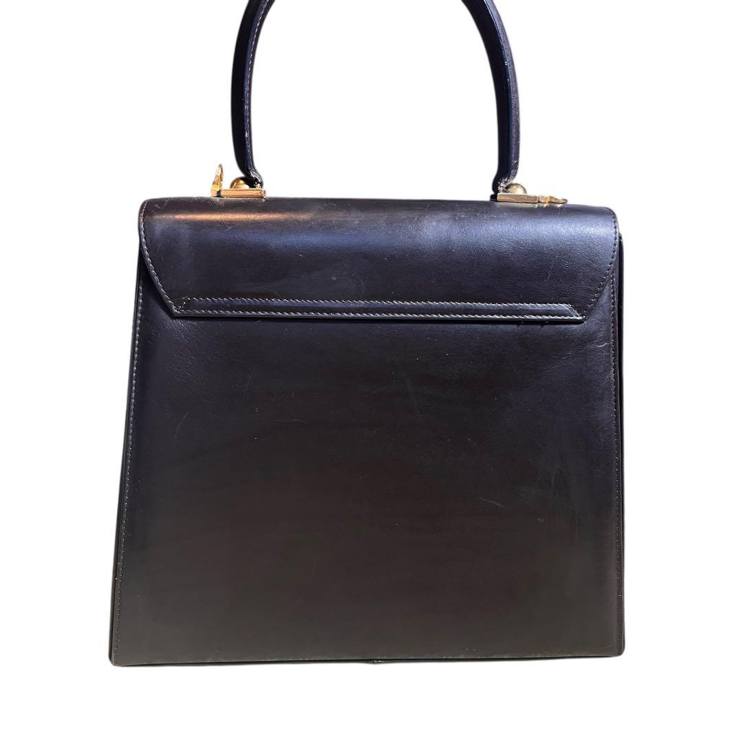 フェラガモ　トップハンドル　ガンチーニ　バッグ　レザー　ブラウン系