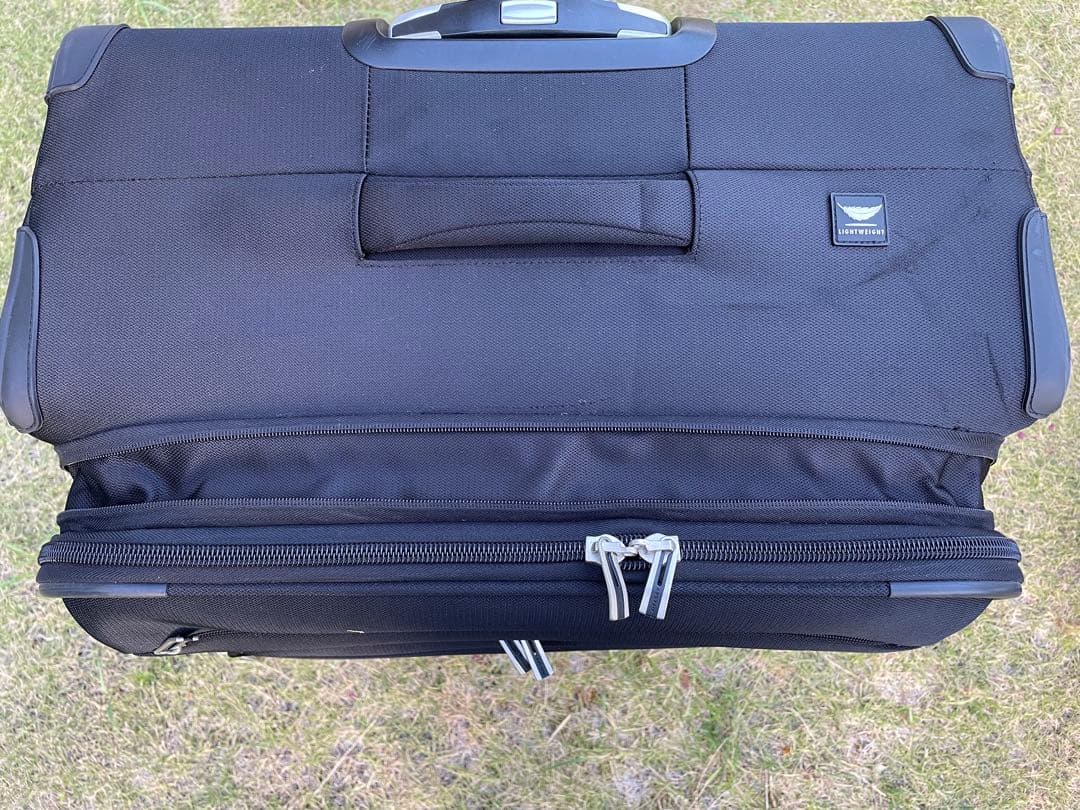 特大キャリーケース　ブラック