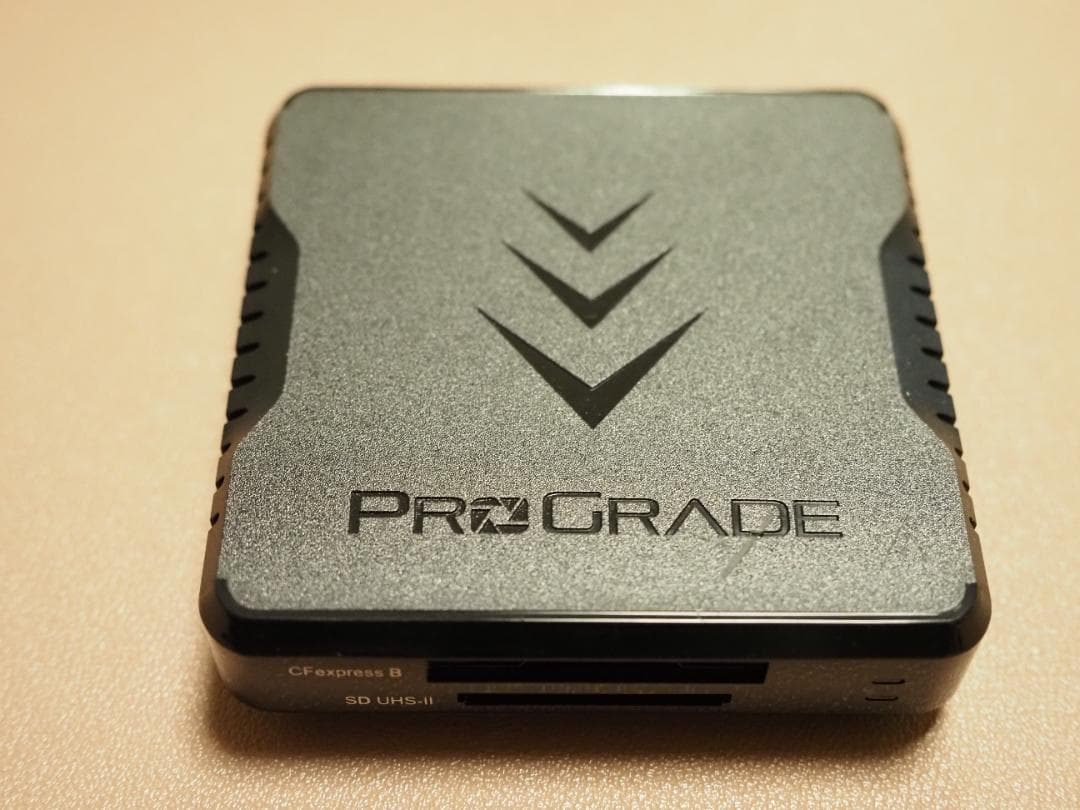 ProGrade CFexpress B & SD UHS-IIカードリーダー