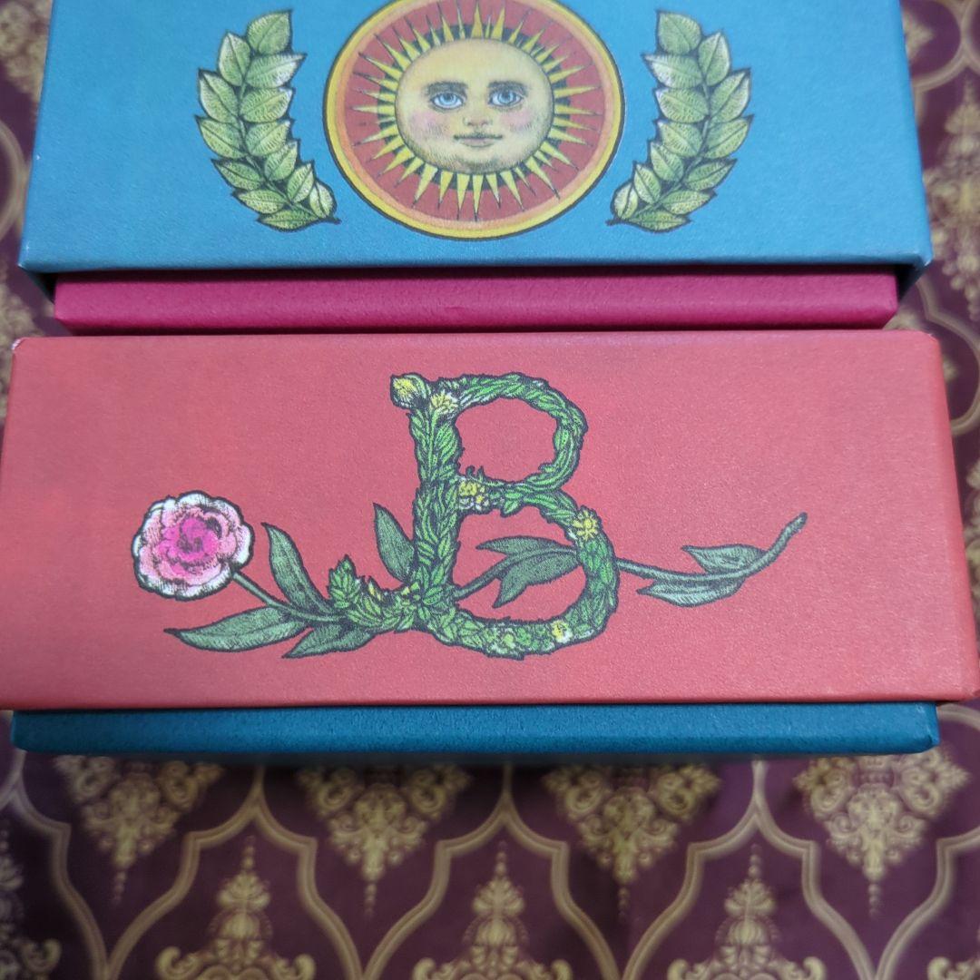 おまけ付　ヒグチユウコ　　BOX　ボリス雑貨店　BOX小さな画集4個