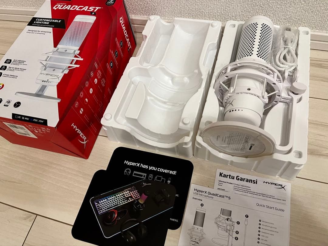 【美品】HyperX QuadCast S スタンドアロンマイク / ホワイト