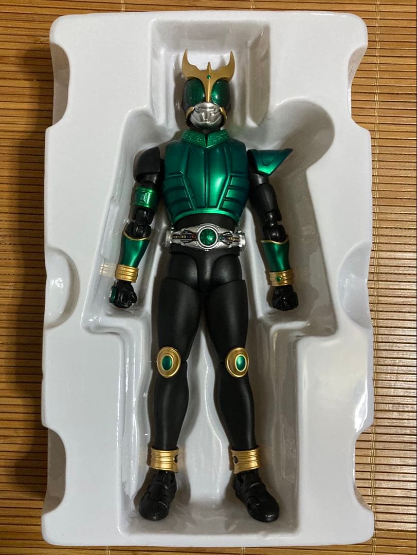 S.H.Figuarts 真骨彫 クウガ ペガサス & ライジングペガサス