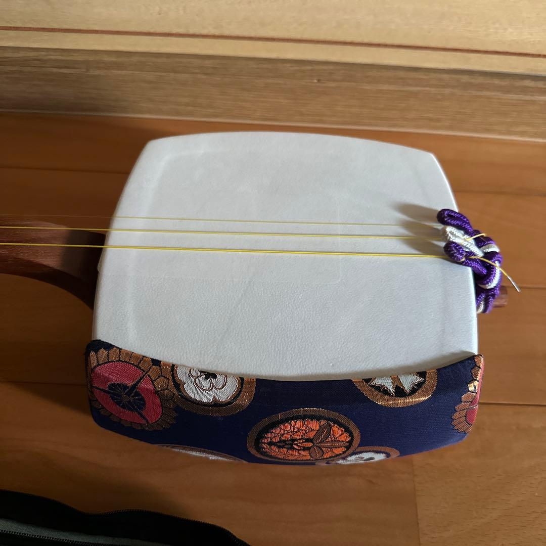 三味線本体 細棹　ソフトケース付き　秋田三味線　長唄等　３弦