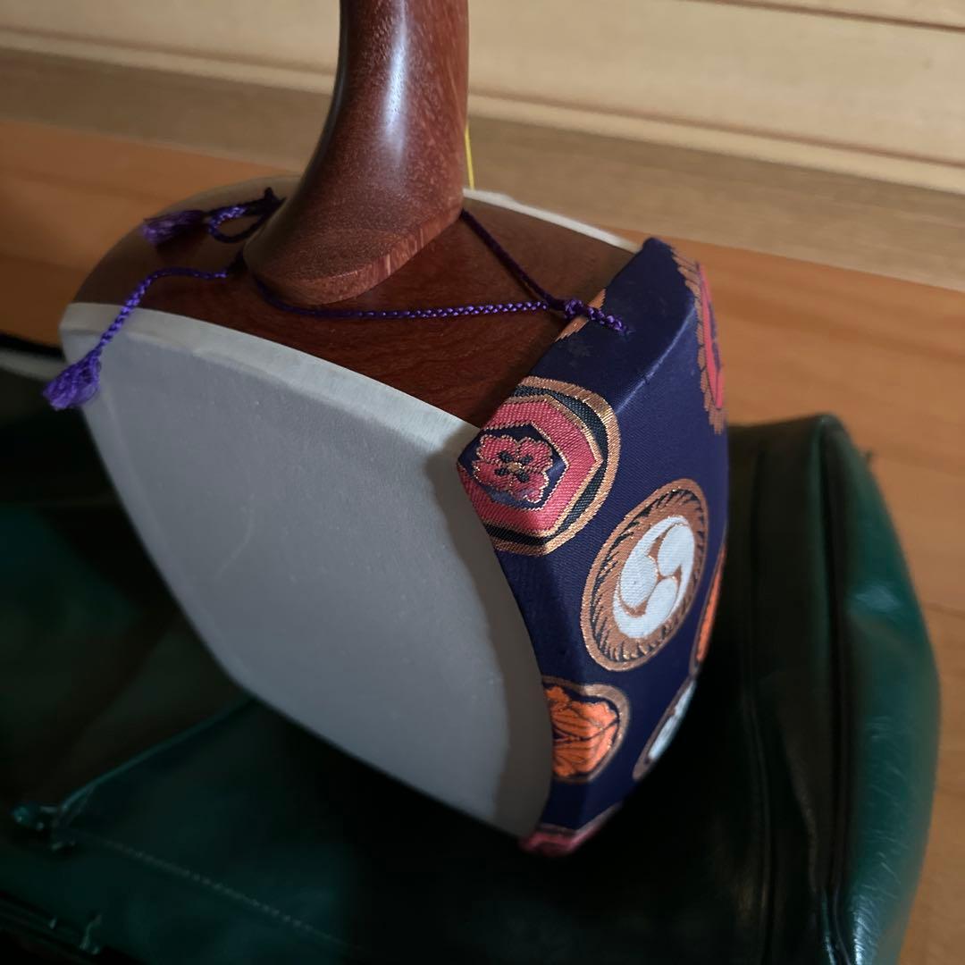 三味線本体 細棹　ソフトケース付き　秋田三味線　長唄等　３弦